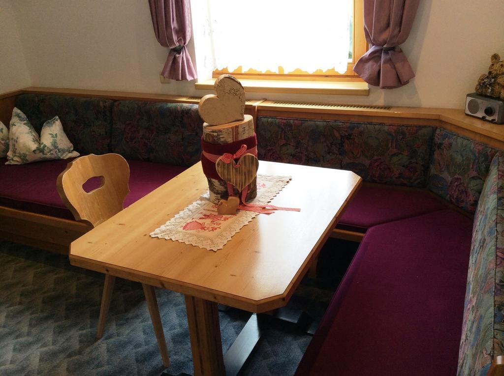 Der Klaushof Apartamento Mayrhofen Quarto foto