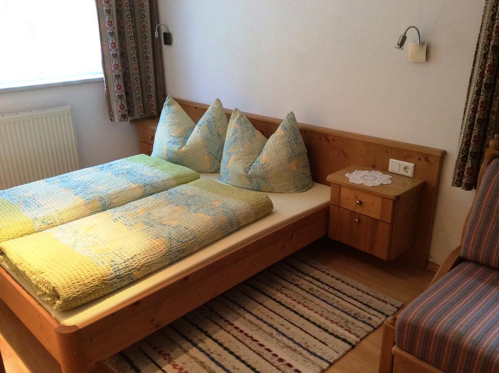 Der Klaushof Apartamento Mayrhofen Quarto foto