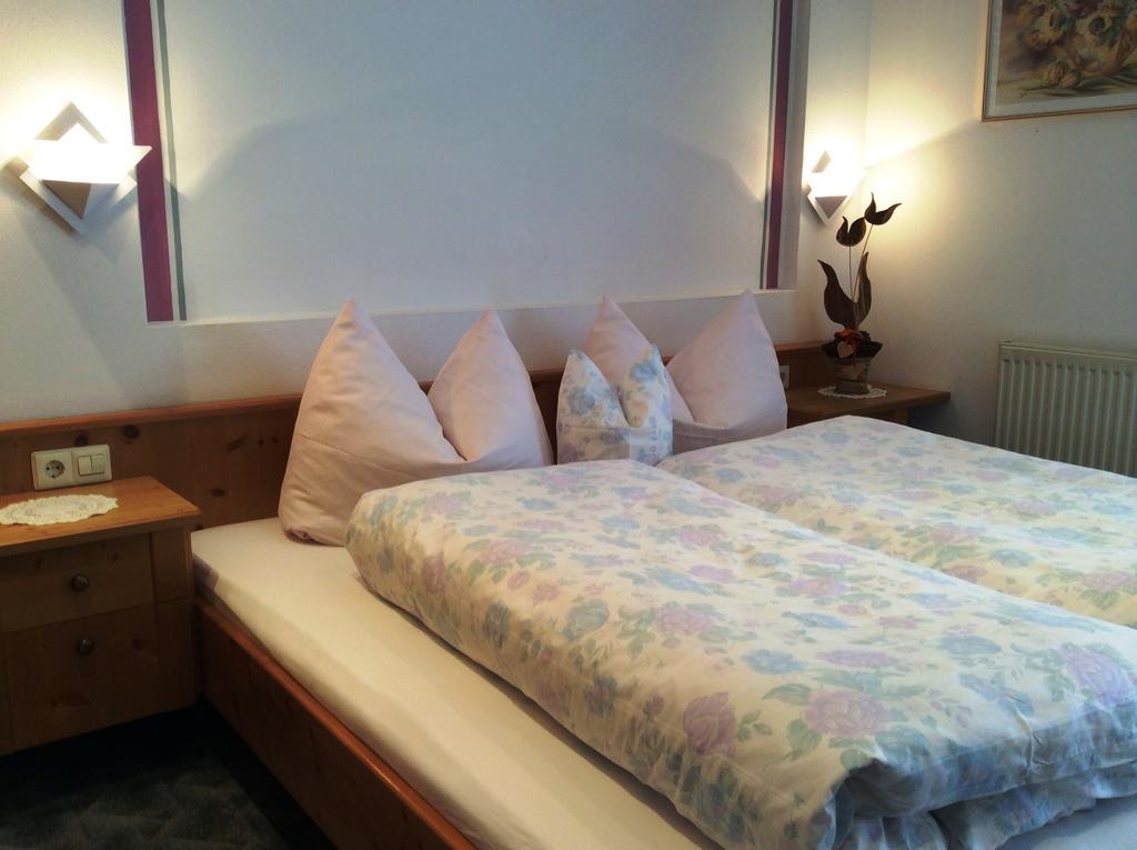 Der Klaushof Apartamento Mayrhofen Quarto foto